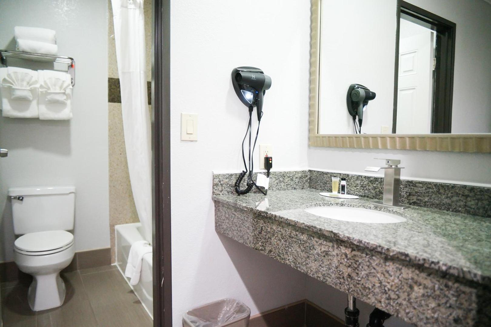 Hotel Days By Wyndham West Covina